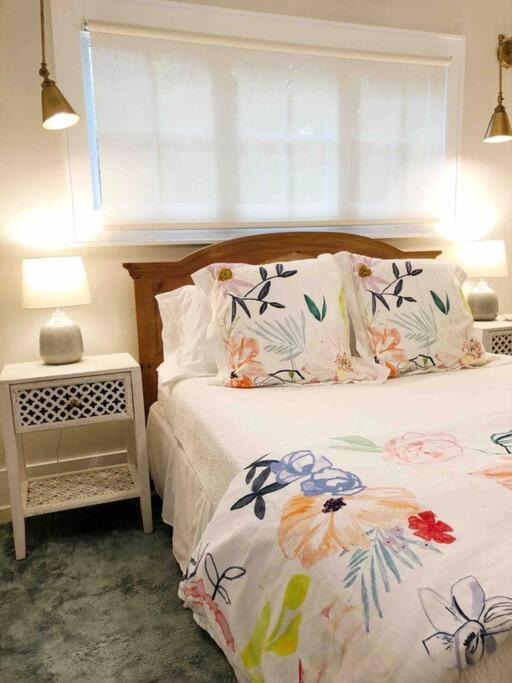 Liz Lane Cottage- Entire Guesthouse Charleston Eksteriør bilde