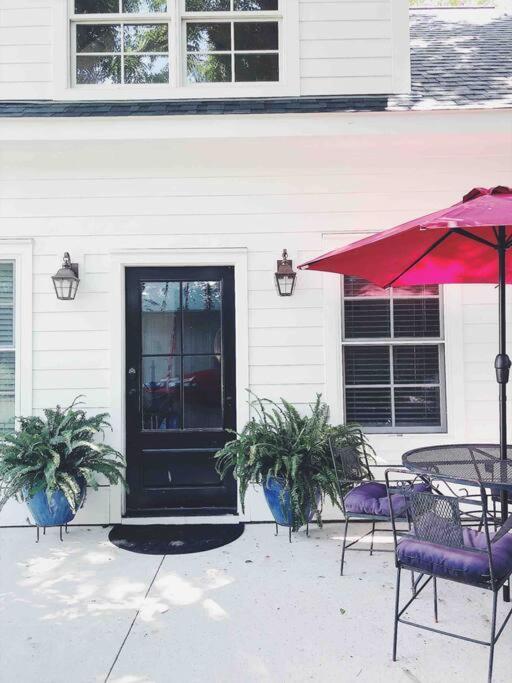 Liz Lane Cottage- Entire Guesthouse Charleston Eksteriør bilde